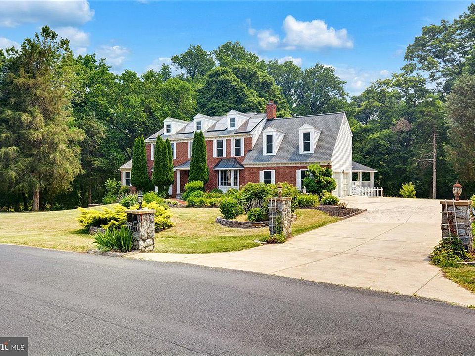 17639 Charity Ln, Germantown, MD 20874 Zillow