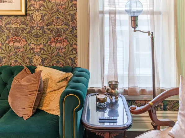 19 Palmer St #Id1302139p, Stillwater, NY 12170