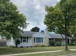 1107 W Glendale Ave, Appleton, WI 54914