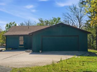 21414 Ridgeview Dr, Garfield, AR 72732