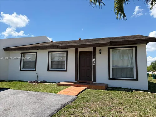 11938 SW 122nd Ct Photo 1