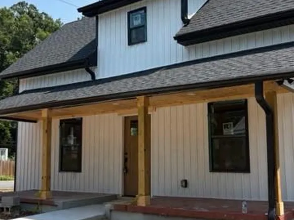 93 Saint Mary Ave NW, Concord, NC 28025
