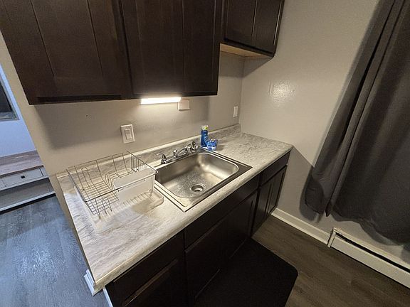 4th image of 2958 Westridge Ave #4