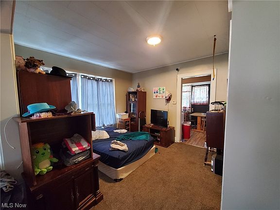 5th image of 3302 Latimer Ave