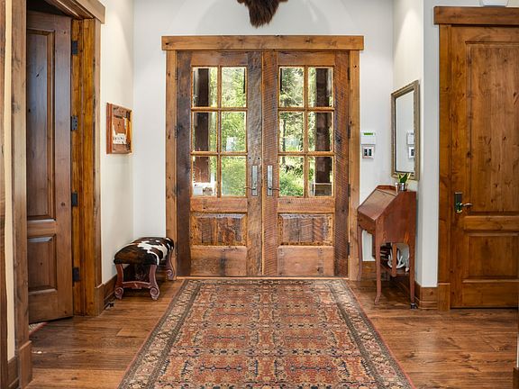 5th image of 1263 Spencer Ridge Rd