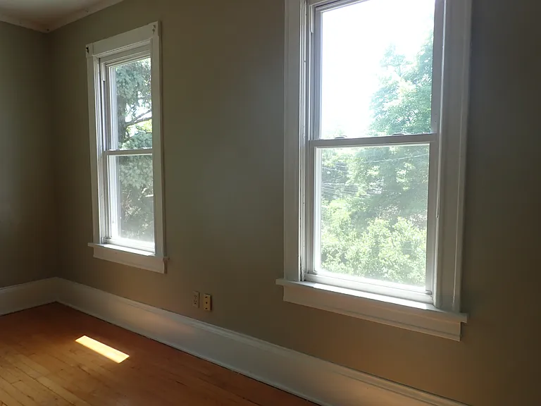 2816 N Fratney St #4 — Photo 5