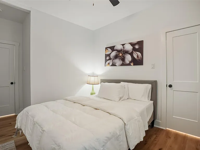 8017 Cora St #B — Photo 14