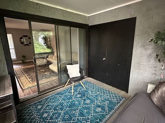 5th image of 3735 Donovan Dr APT B