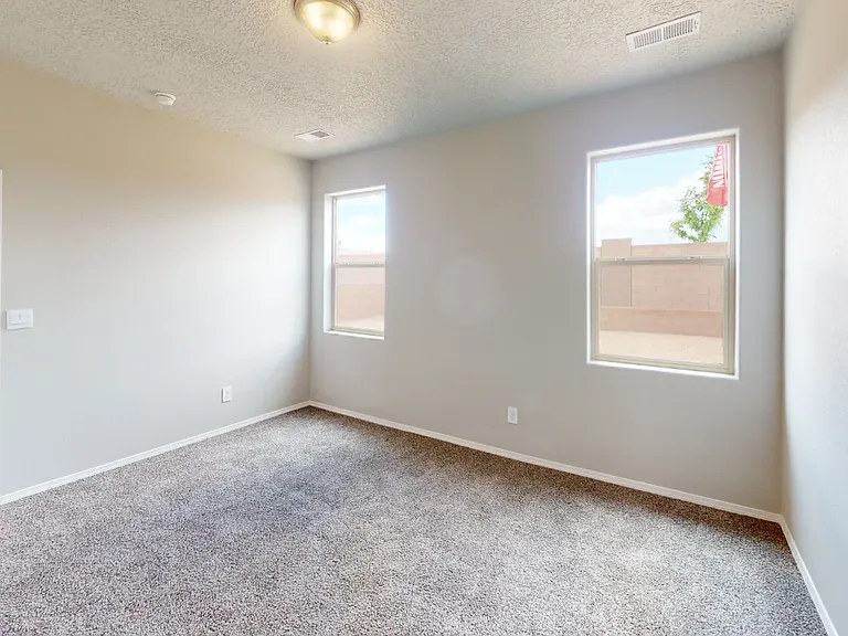 3181 Tazanita Loop SE — Photo 3