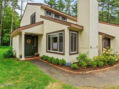 59 Snowberry Road, Malta, NY, 12020