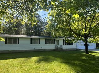 2056 Hobbs Dr, Alpena, MI 49707