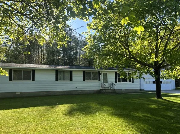 2056 Hobbs Dr, Alpena, MI 49707