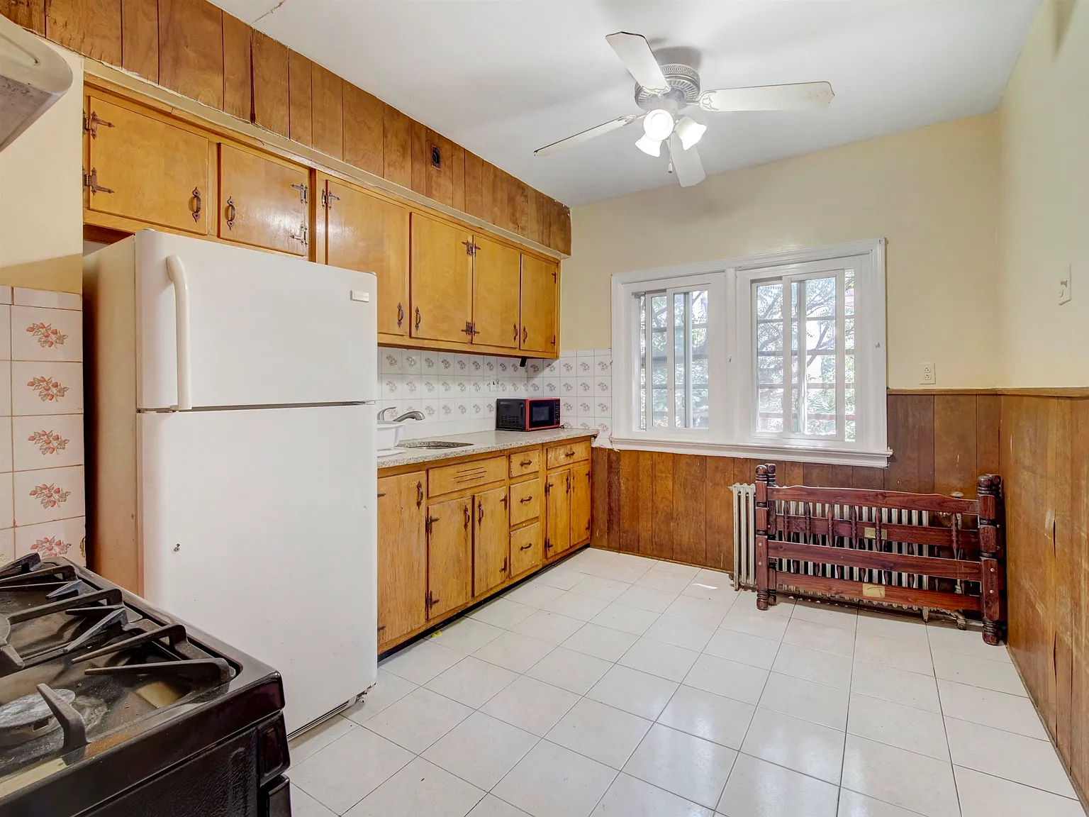 3 bed, 1.5 bath, $2,500 — Photo 4