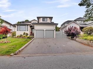 6748 123a St, Surrey, BC V3W0Z1