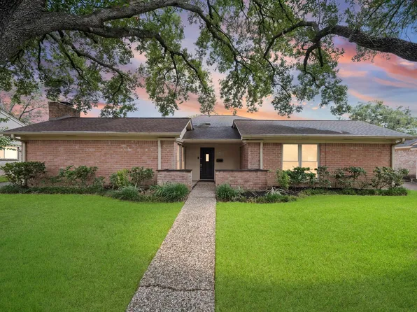 6114 Rollingbrook Dr, Houston, TX 77096
