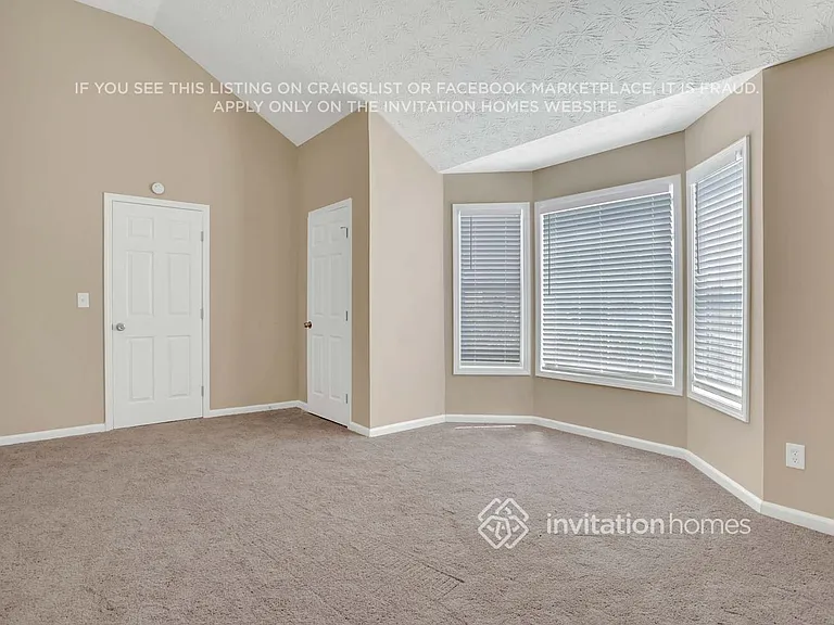 7754 Providence Point Way — Photo 5