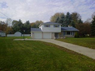 3103 Strawberry Ln, Port Huron, MI 48060
