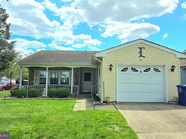 9 Chelsea Pl, Southampton, NJ 08088