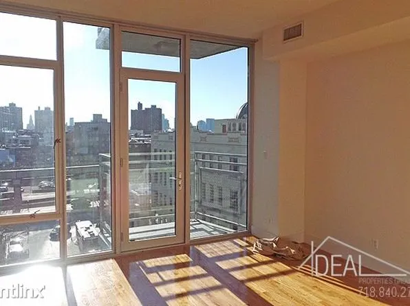 170 S 4th St, Brooklyn, NY 11211