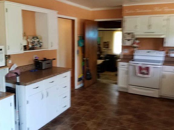 3rd image of 1812 Diana St