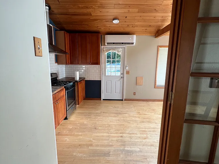 15915 115th Ave SW #A — Photo 16