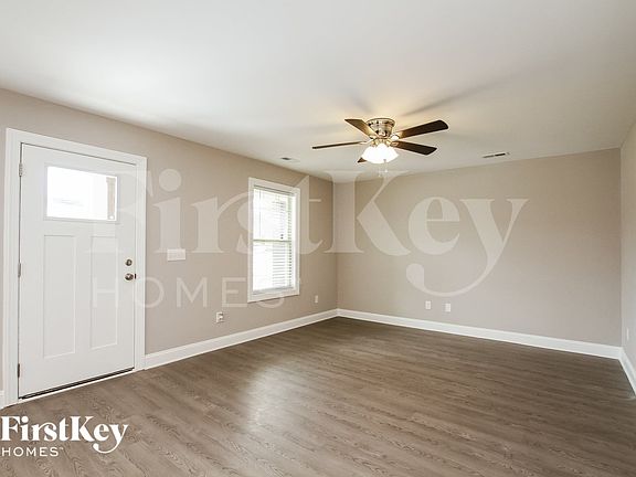 3rd image of 235 Front St