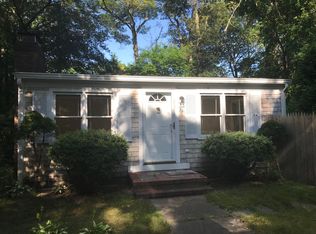 36 Cottage Ln, Centerville, MA 02632