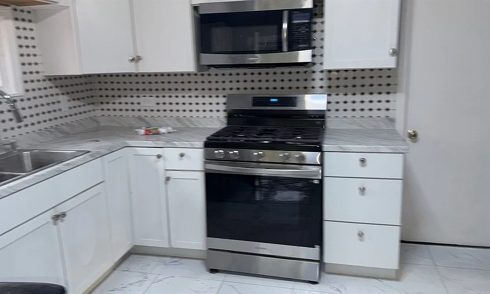 1246 Somerset Ave #1