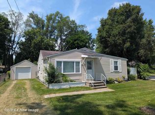 4212 Pineport Rd, Bridgeport, MI 48722