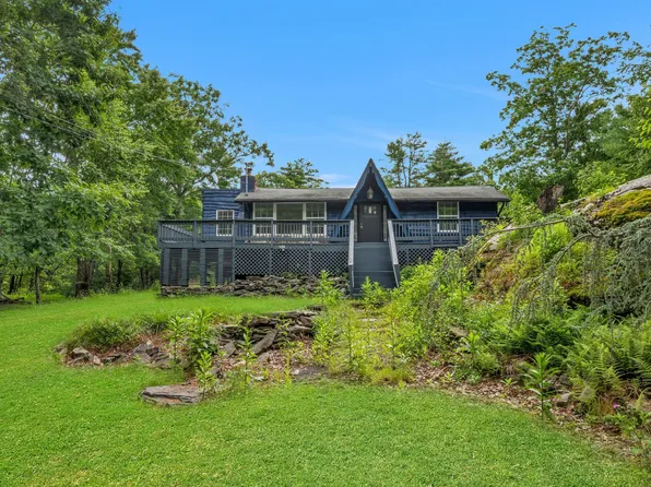 132 Deer Trl, Dingmans Ferry, PA 18328