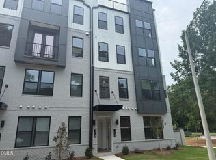 110 Byrum St #108, Cary, NC 27511