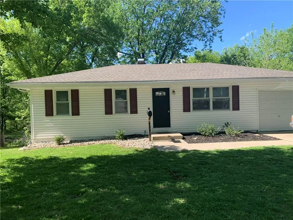 7824 NE 53rd St, Kansas City, MO 64119