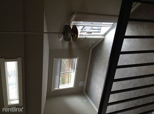 15819 NE Leary Way APT 305, Redmond, WA 98052