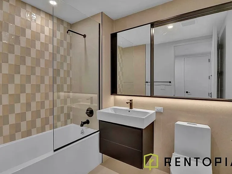 130 Hope St #639N — Photo 5