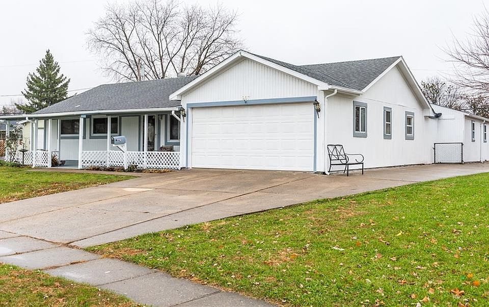 1st image of 967 Weinland St