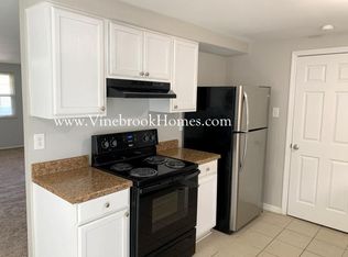 7000 Peachview Pl, Dayton, OH 45424