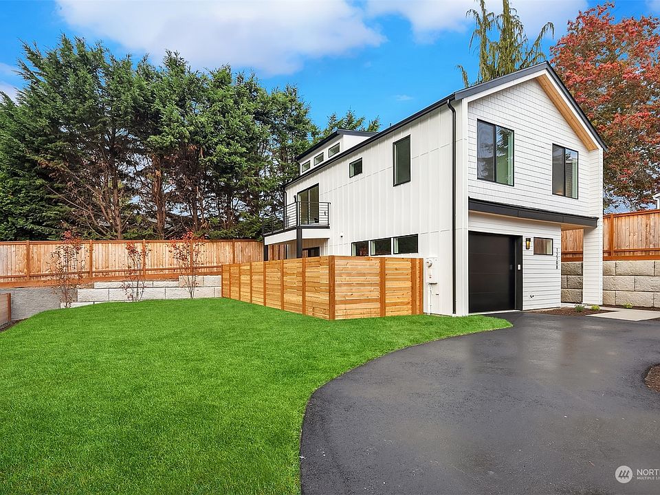 1st image of 12708 82nd Avenue NE #4