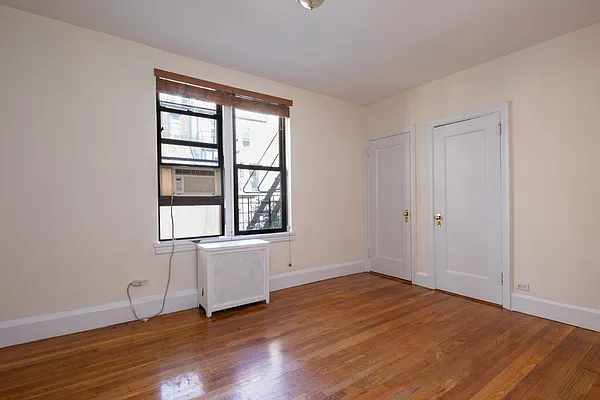 Rented by Brown Harris Stevens | media 25