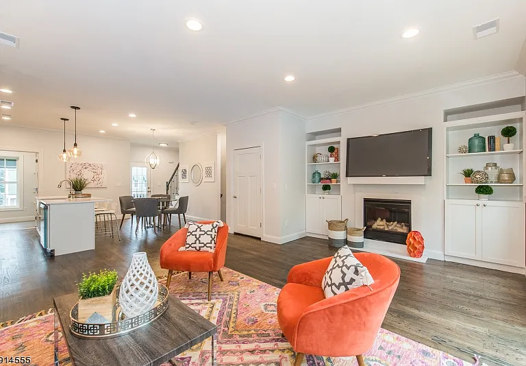 21 Chaz Way — Photo 10