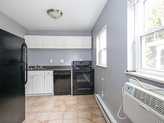 4th image of 4118 Eileen Dr APT 1