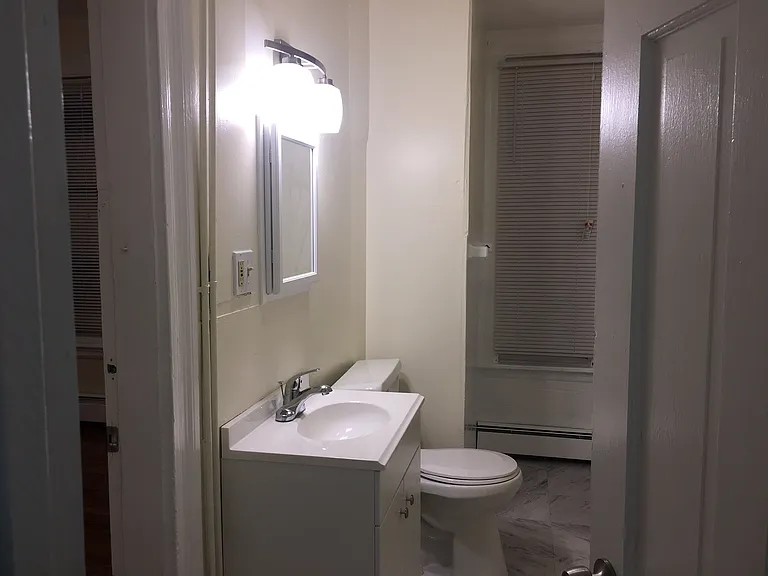 28 Cedar St #1 — Photo 17
