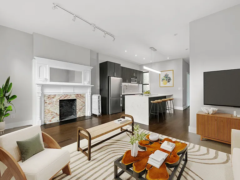 72 W 69th St #5E — Photo 1