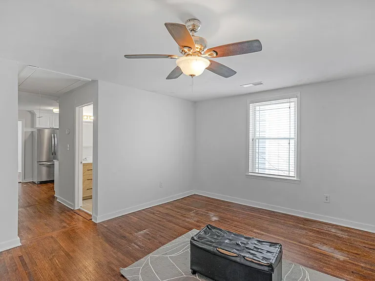 1001 Greenleaf Ave #2 — Photo 12