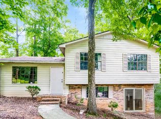 6860 Markham Dr, Trussville, AL 35173