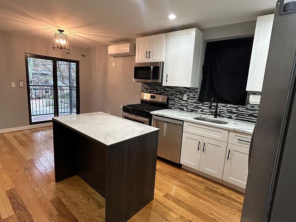 1st image of 2065 E 54th St Floor 2