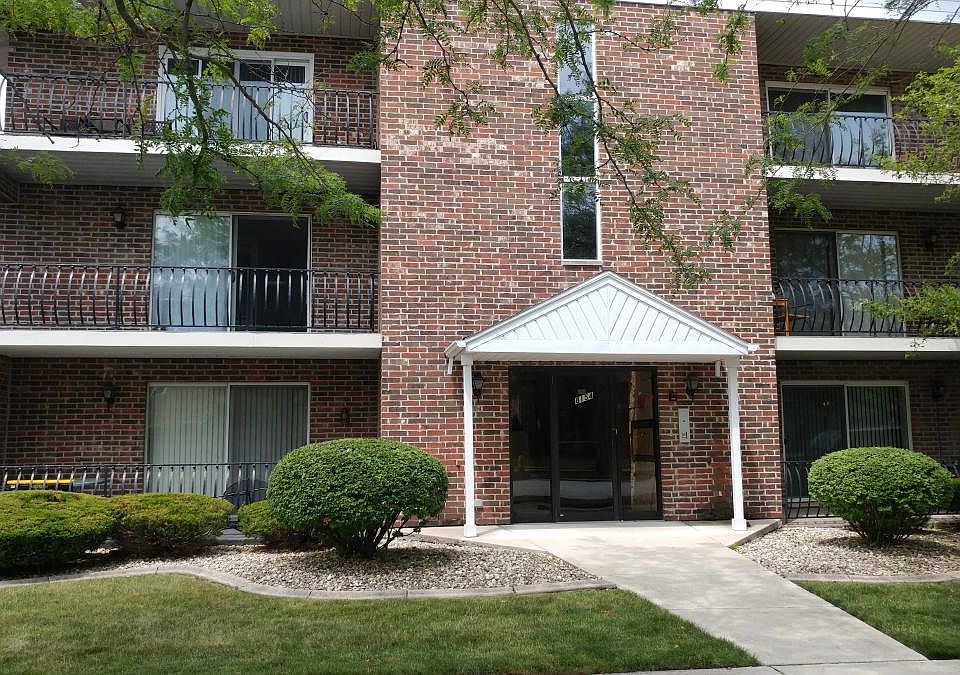 1st image of 8154 168th Pl #2W-2