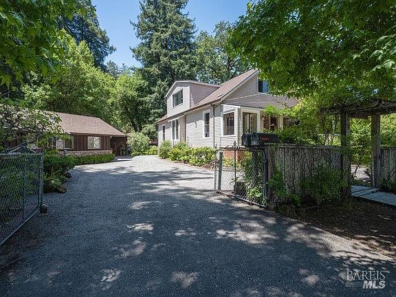 2nd image of 48 - 52 Redwood Drive