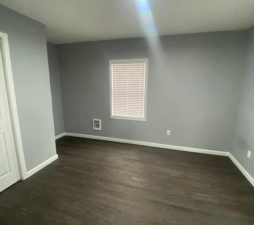 1st image of 610 Saint Helens St