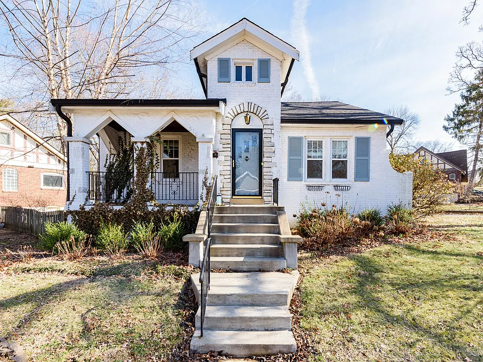 516 Goethe Ave