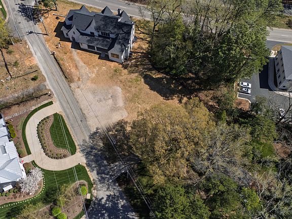 4th image of 109 Edenburgh Rd #7